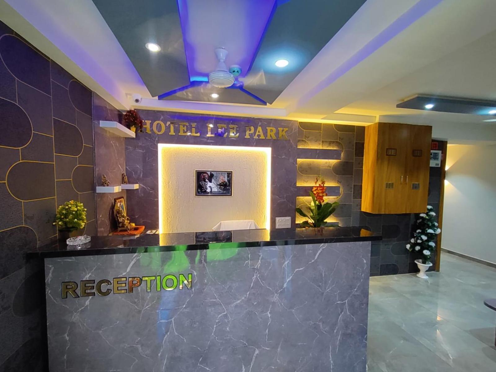 Hotel Lee Park Ахмедабад Екстер'єр фото